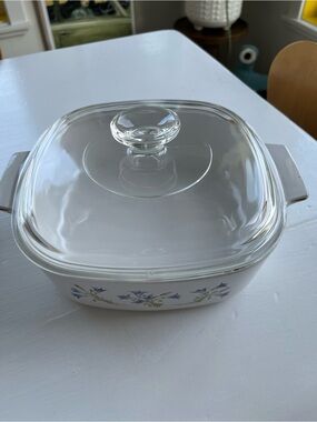 VTG Covered Casserole Baking Dish